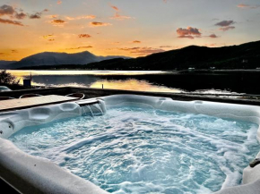 Отель Glenachulish Bay with Hot Tub  Баллахулиш